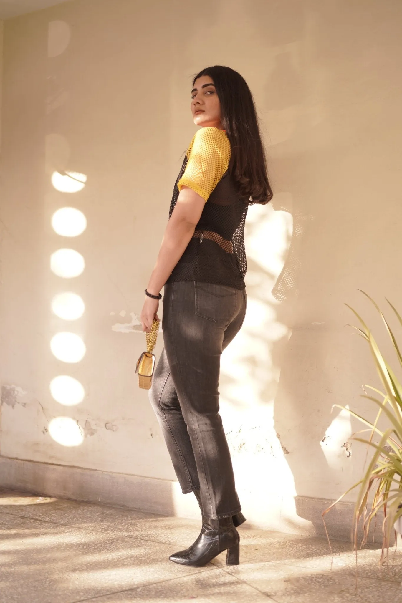 Elastic Waist Washed Jeans