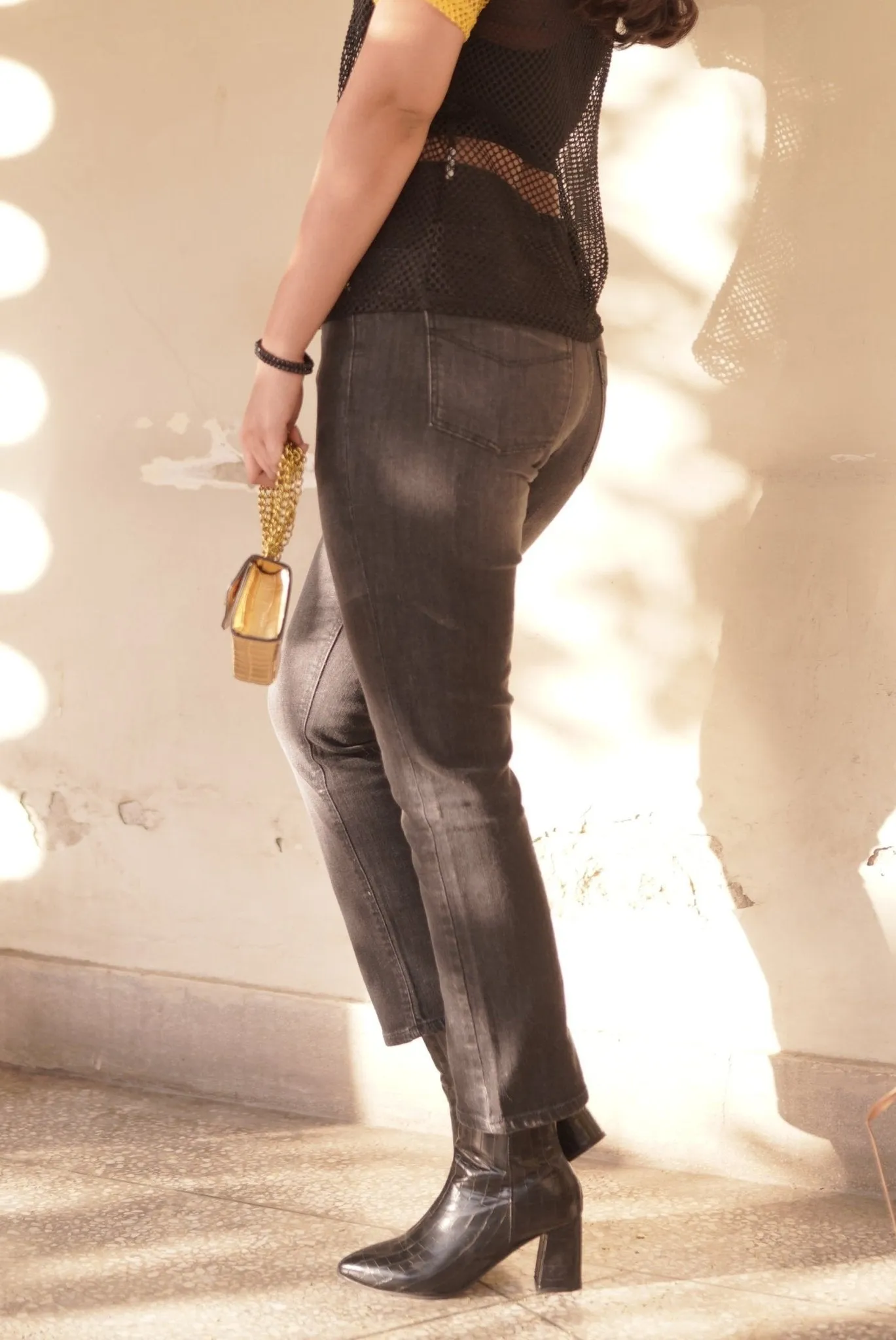Elastic Waist Washed Jeans