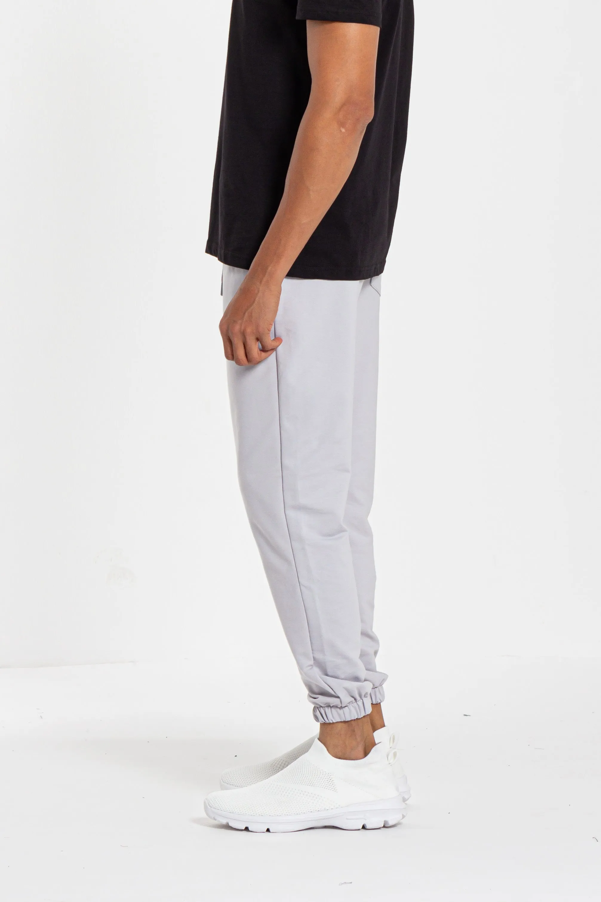 SLIM FIT COMFORT JOGGER TROUSERS