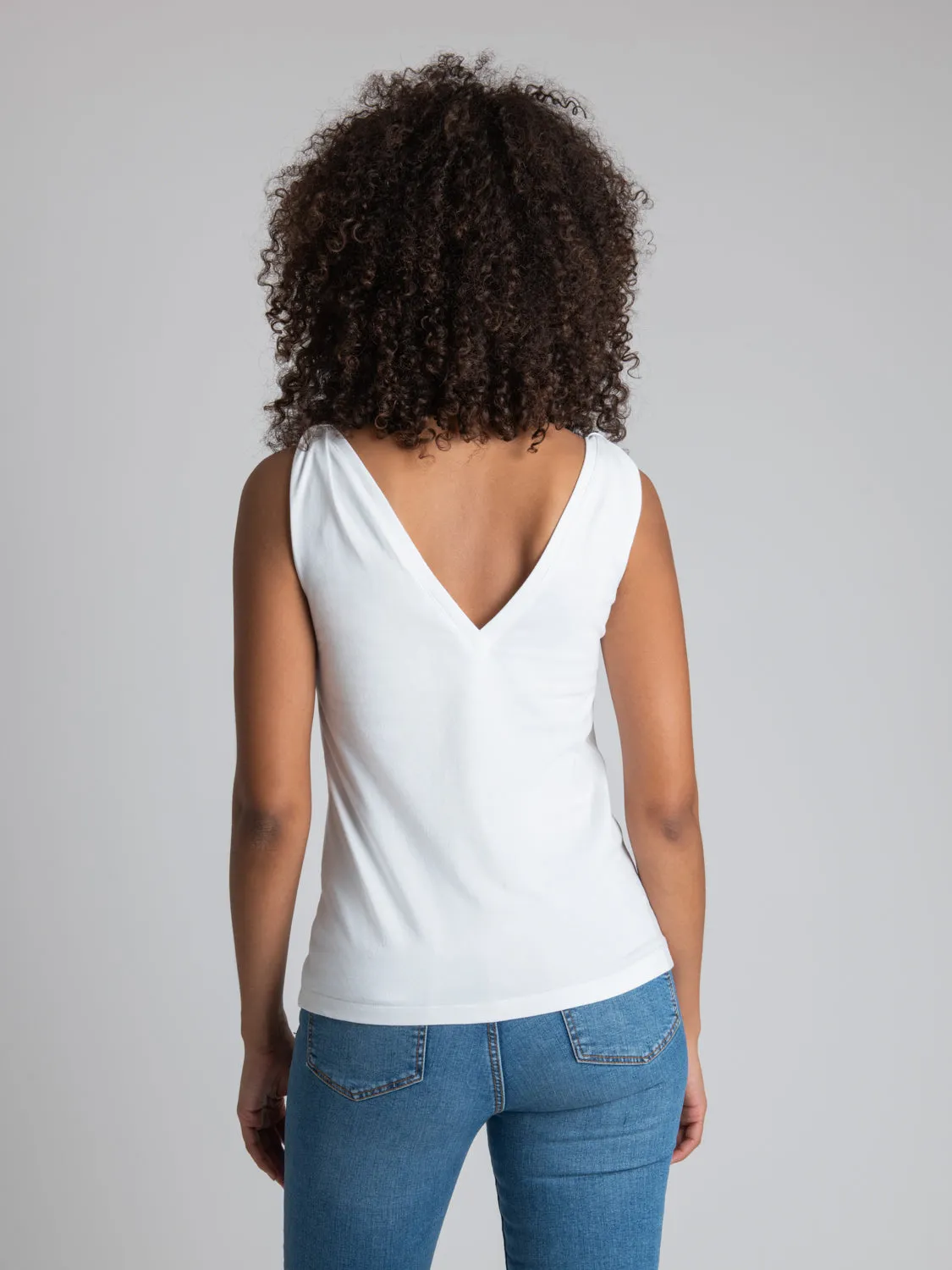 SYLVIE-V-NECK AND V-BACK SLEEVELESS T-SHIRT
