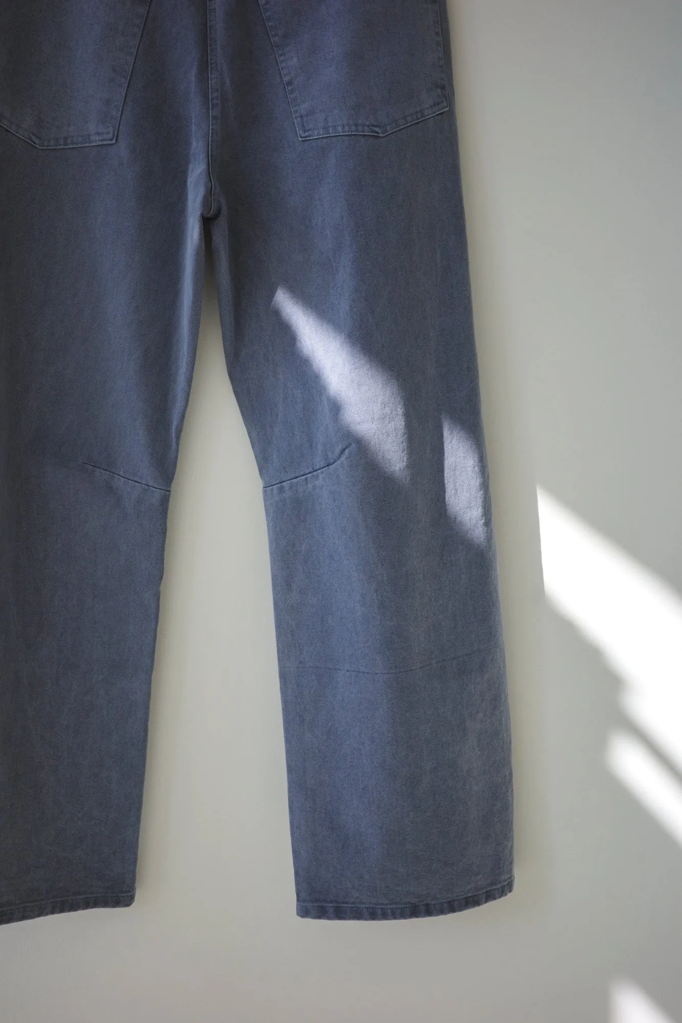 WASHED BLUE DENIM