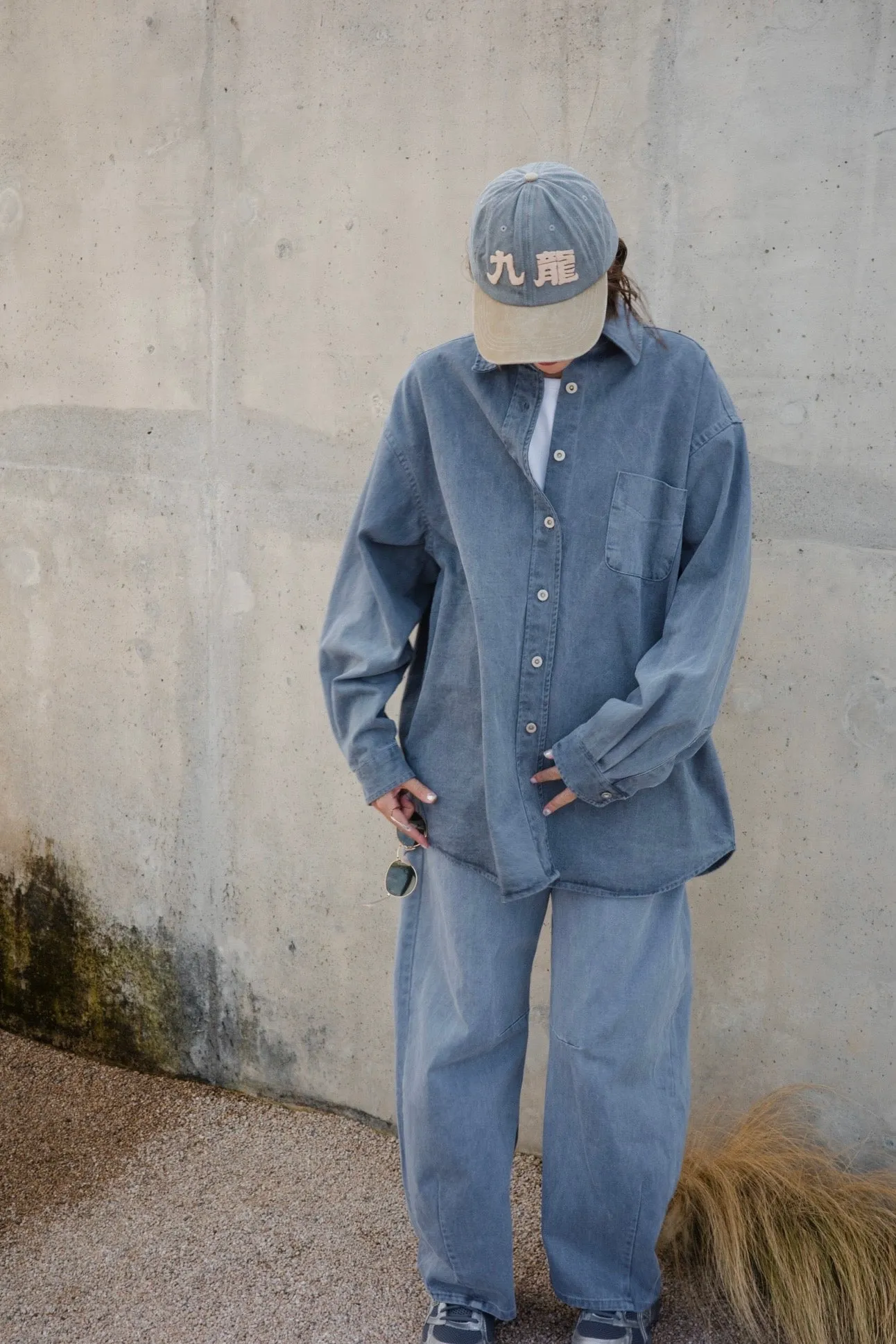 WASHED BLUE DENIM