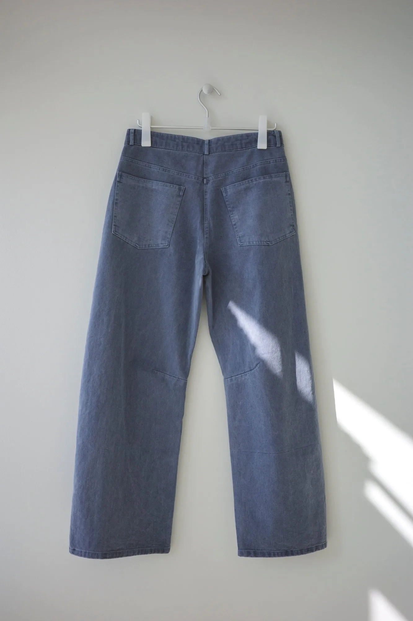 WASHED BLUE DENIM